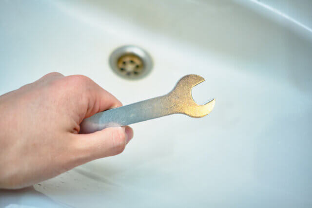 自宅でできるシャワーの水漏れ修理方法